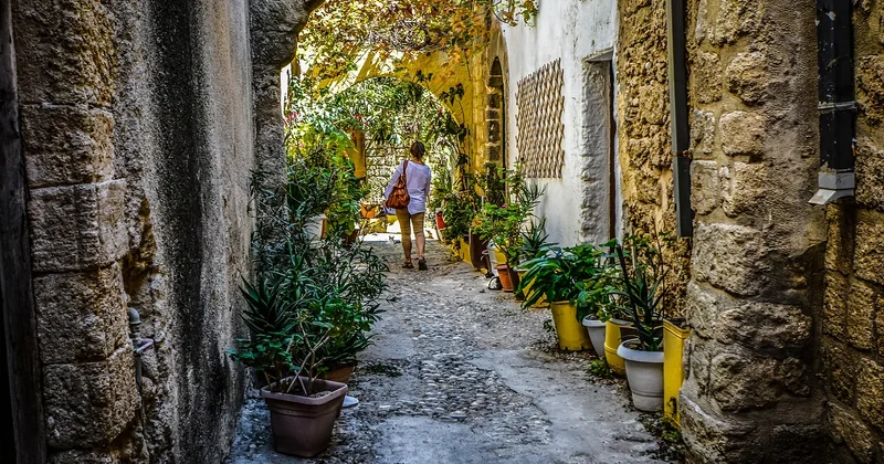 Voyage solo femme : ce qui change concrètement